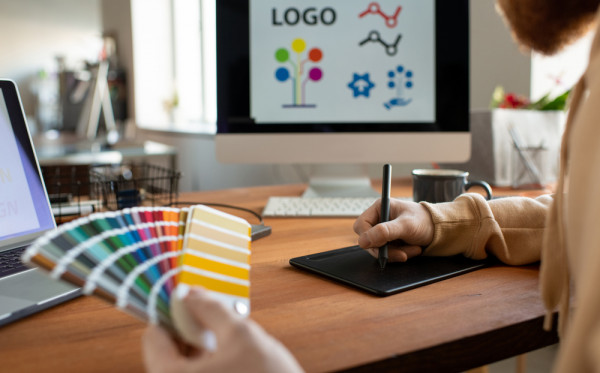Logo yang Efektif: Tips Membuat Desain yang Mudah Diingat