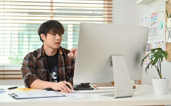 Perbandingan React JS dan Vue JS Mana Yang Lebih Baik?