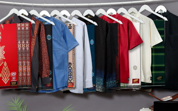 Resmi Bersertifikat Halal, Sarung BHS dan Sarung ATLAS Bawa Standar Baru Dunia Tekstil Muslim