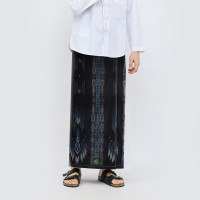 Sarung ATLAS Favorit 525 Kembang Motif BHS A4 PSA 02 Hitam Biru 02