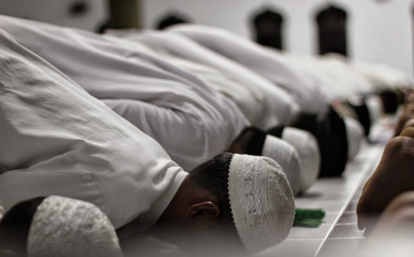 Manfaat Shalat Berjamaah untuk Kehidupan Sosial Umat Islam