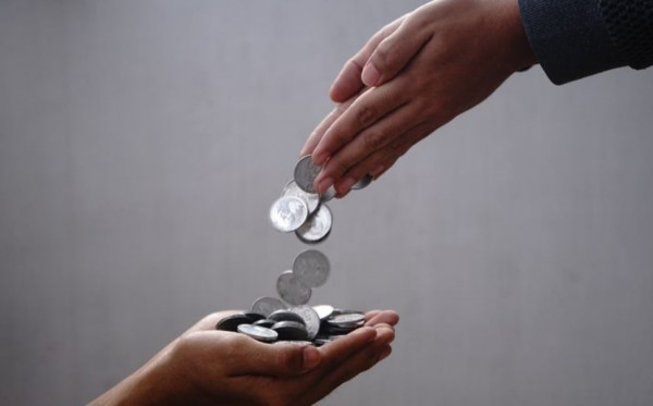 Keutamaan Amal Jariyah: Investasi untuk Akhirat